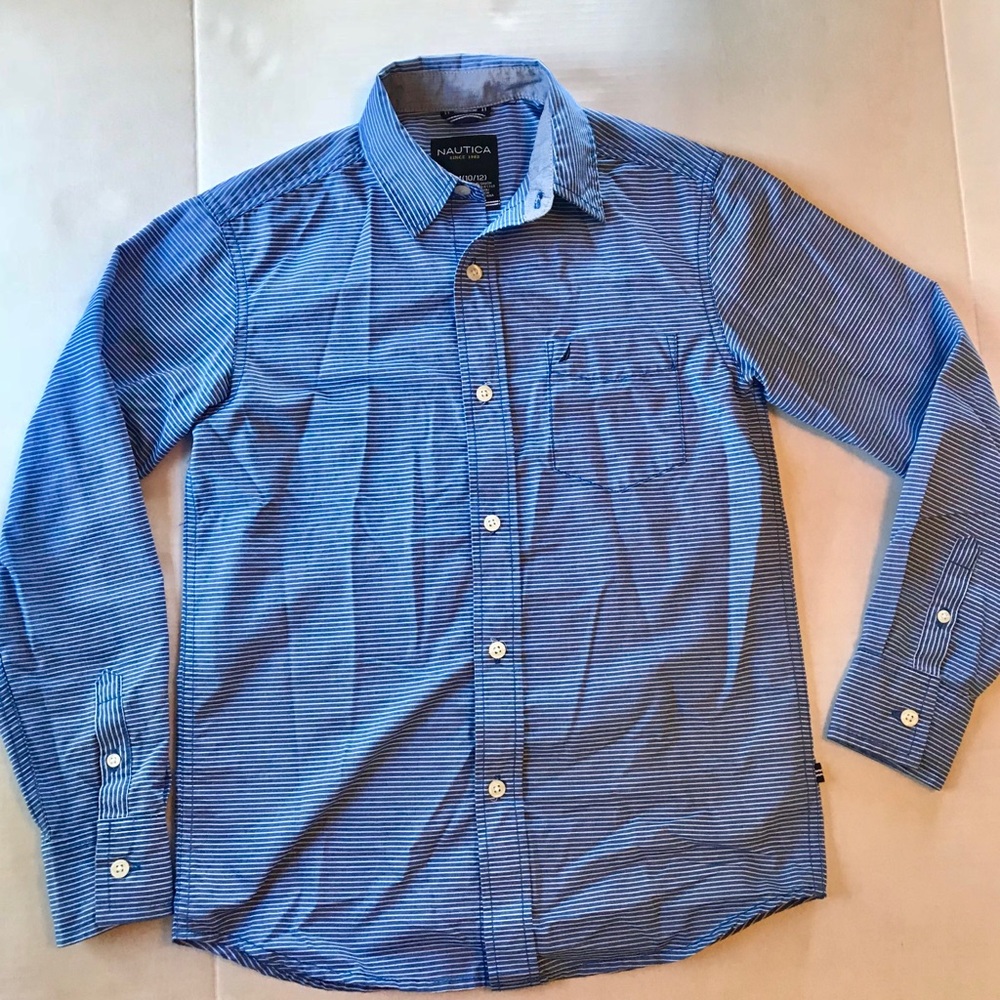 NAUTICA  button down collar shirt 👕